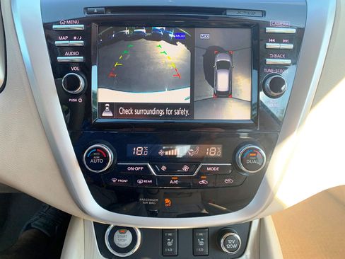 Used 2015 Nissan Murano SL image 7