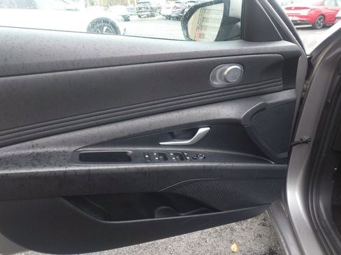 Certified 2023 Hyundai Elantra SEL w/ Convenience Package image 14