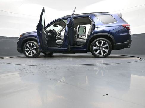 Certified 2024 Honda Pilot Elite image 51