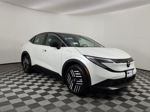 New 2026 Nissan Leaf SV+ w/ Illuminated Package image 6