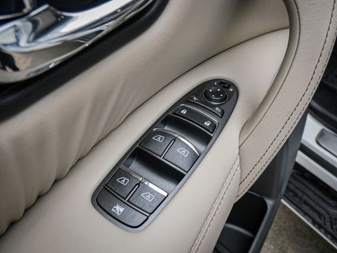 Used 2023 Nissan Armada SL w/ Cargo Package image 15