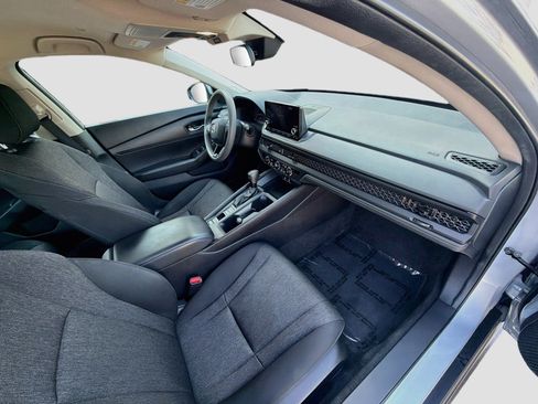 Used 2023 Honda Accord LX image 29