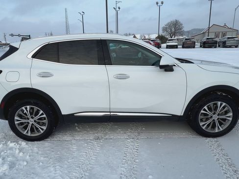 Used 2023 Buick Envision Preferred image 9