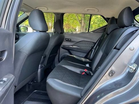 Used 2020 Nissan Kicks S w/ Interior Electronics Package FWD image 16