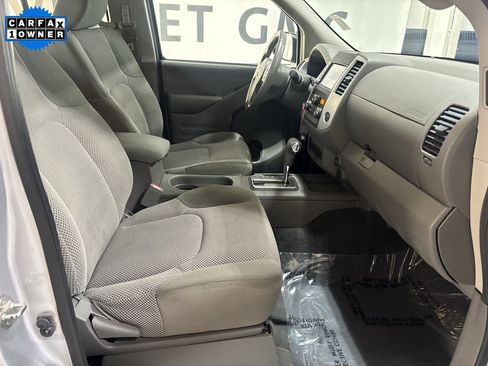 Used 2019 Nissan Frontier SV w/ Value Truck Package image 28