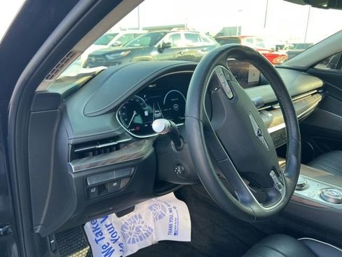 Used 2023 Genesis G80 image 9