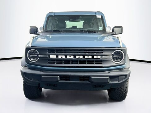 Used 2023 Ford Bronco 4-Door AWD/4WD image 2