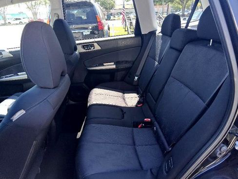 Used 2010 Subaru Forester 2.5X Premium image 15