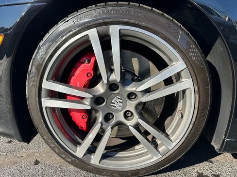 Used 2013 Porsche Panamera GTS image 27