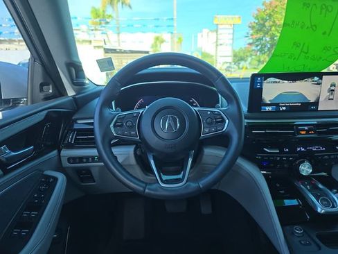 Certified 2025 Acura MDX SH-AWD w/ Advance Package image 15