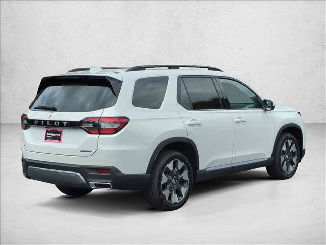 New 2026 Honda Pilot Touring image 2