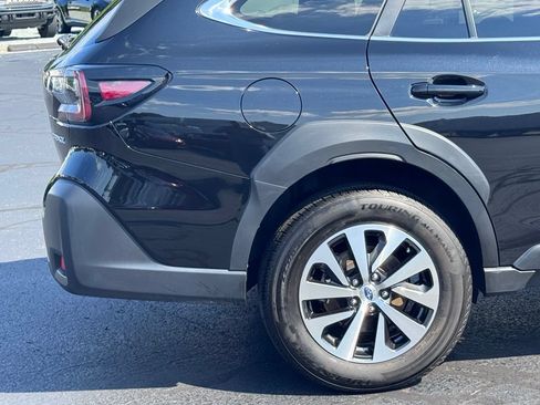 Used 2023 Subaru Outback Premium AWD/4WD image 36