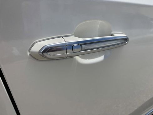 Used 2014 Cadillac XTS Premium w/ Driver Assist Package image 44