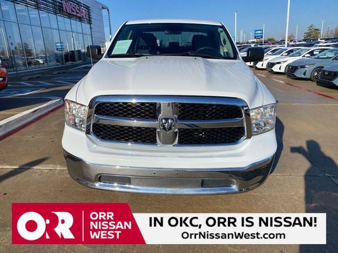 Used 2021 RAM 1500 Classic SLT image 8