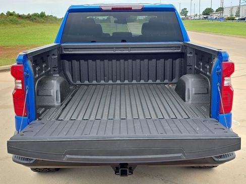 Used 2025 Chevrolet Silverado 1500 LT AWD/4WD image 12
