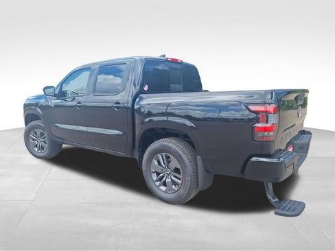 New 2026 Nissan Frontier SV w/ Tow Package AWD/4WD image 5