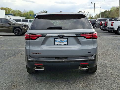 Certified 2023 Chevrolet Traverse Premier w/ Redline Edition AWD/4WD image 6