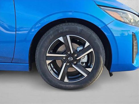 Used 2024 Nissan Sentra SV FWD image 4