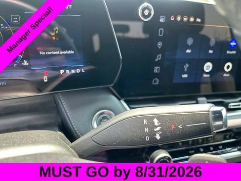 Used 2025 Chevrolet Equinox LT FWD image 25