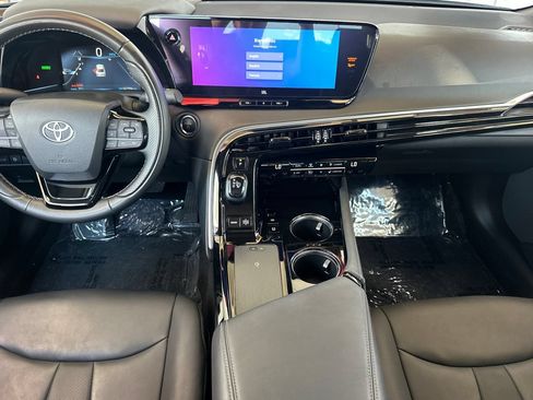 Certified 2023 Toyota Mirai w/ Advanced Technology Package RWD image 17
