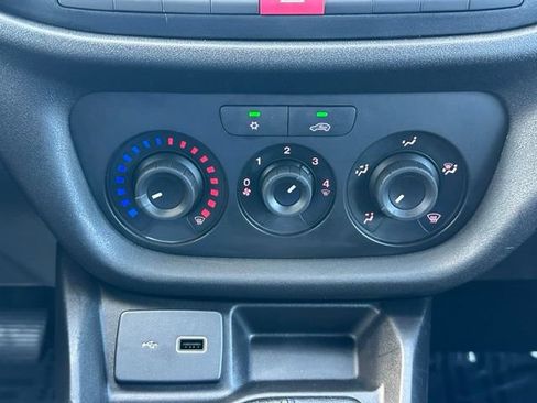 Used 2021 RAM ProMaster City Tradesman SLT FWD image 36