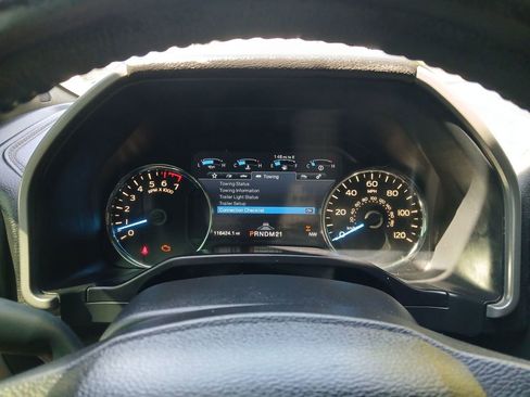 Used 2015 Ford F150 Platinum w/ Equipment Group 701A Luxury image 16