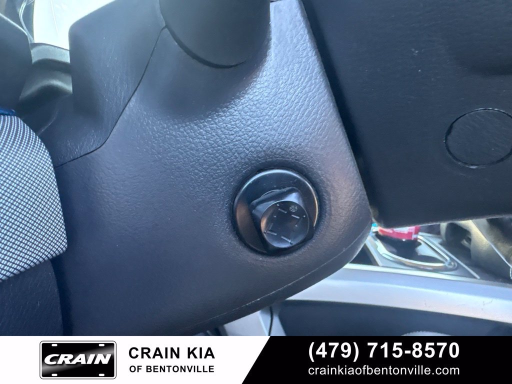 Used 2017 Nissan Titan PRO-4X w/ Pro-4x Convenience Package AWD/4WD image 12