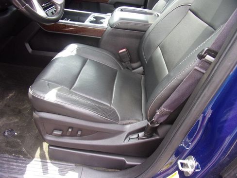 Used 2015 GMC Sierra 1500 SLT w/ SLT Crew Cab Value Package image 28