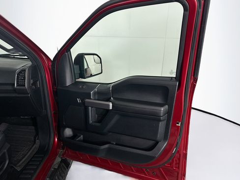Used 2019 Ford F150 XLT w/ Equipment Group 302A Luxury AWD/4WD image 31
