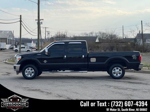 Used 2016 Ford F250 XL w/ XL Appearance Package AWD/4WD image 3