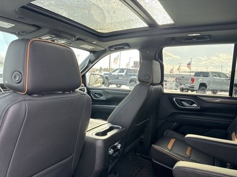 Used 2024 GMC Yukon AT4 AWD/4WD image 46