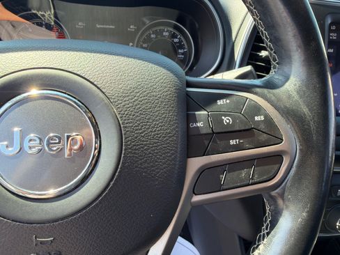 Used 2021 Jeep Cherokee Latitude Lux 80th Anniv w/ Quick Order Package 2YU 80th AWD/4WD image 20