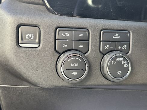 Used 2024 Chevrolet Silverado 1500 LT image 13