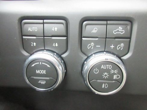 New 2026 GMC Sierra 1500 AT4X AWD/4WD image 17