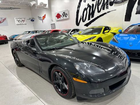 Used 2012 Chevrolet Corvette Convertible w/ 3LT Preferred Equipment Group image 17