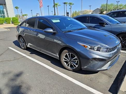 Certified 2023 Kia Forte LXS FWD image 8