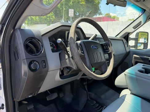 Used 2015 Ford F450 XL w/ Power Equipment Group AWD/4WD image 13