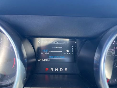 Used 2022 Ford Mustang Coupe w/ Black Accent Package RWD image 9