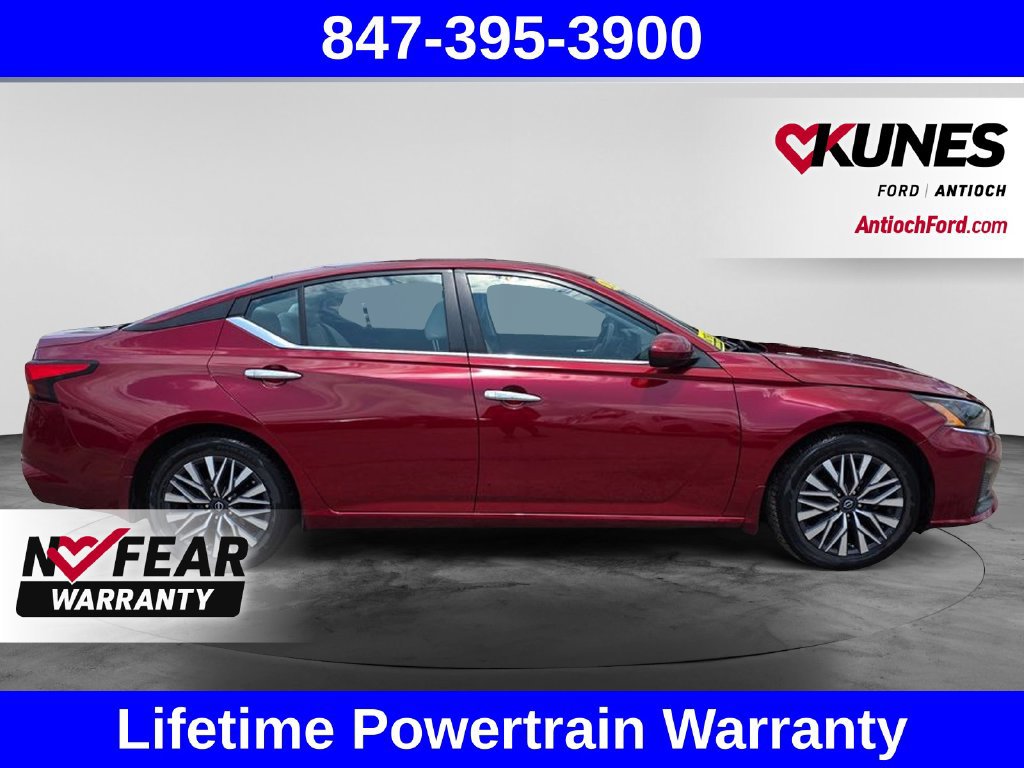 Used 2024 Nissan Altima 2.5 SV w/ SV Premium Package FWD image 11