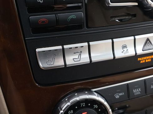 Used 2016 Mercedes-Benz SLK 300 image 25