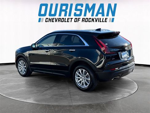 Used 2022 Cadillac XT4 Luxury w/ Cold Weather Package image 4