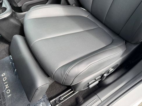 Used 2023 Hyundai Ioniq 5 Limited image 25