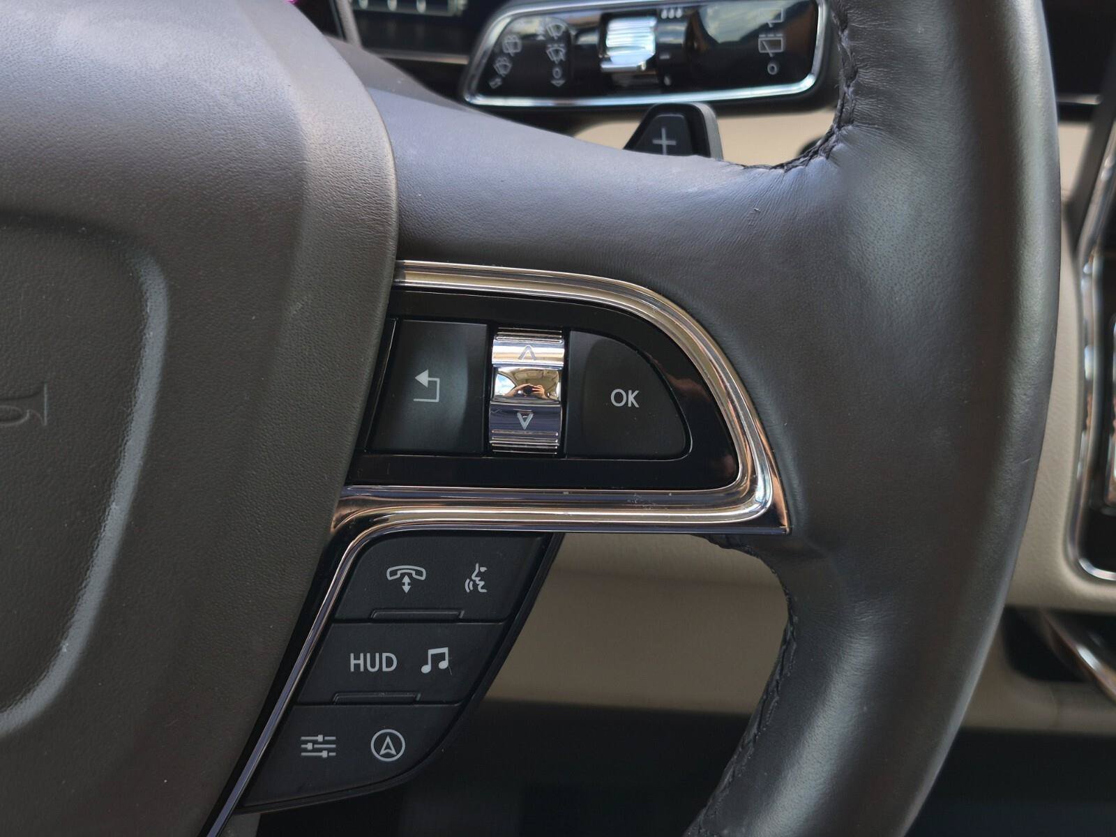 Used 2024 Lincoln Navigator Reserve AWD/4WD image 28
