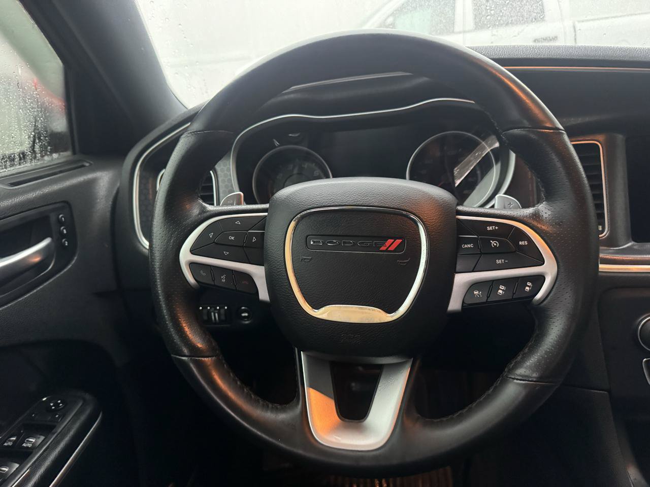 Used 2018 Dodge Charger R/T Scat Pack w/ Dynamics Package RWD image 29