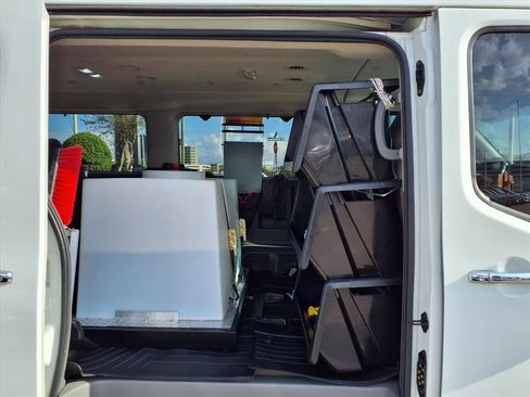 Used 2013 Nissan NV 3500 SL w/ Technology Pkg image 24
