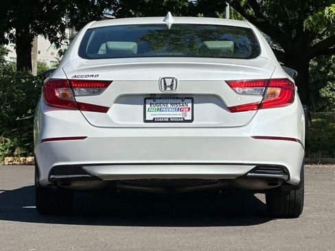 Used 2018 Honda Accord EX-L image 7