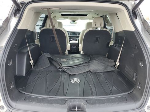 Used 2018 Buick Enclave Premium w/ Experience Buick Package image 7