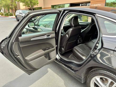 Used 2015 Ford Fusion Energi Titanium FWD image 43