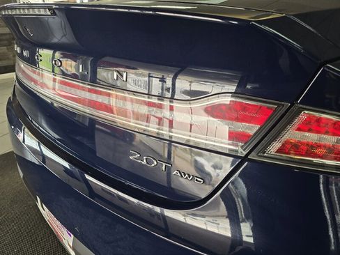 Used 2020 Lincoln MKZ Reserve w/ Luxury Package image 31