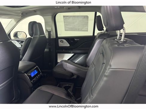New 2026 Lincoln Aviator Reserve image 29